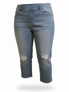 torrid Lean Jean Crop Light Blue Denim  Stretch with Knee Distress Size 3X